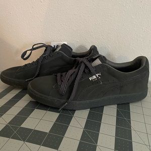 Puma Women's Black Sneakers